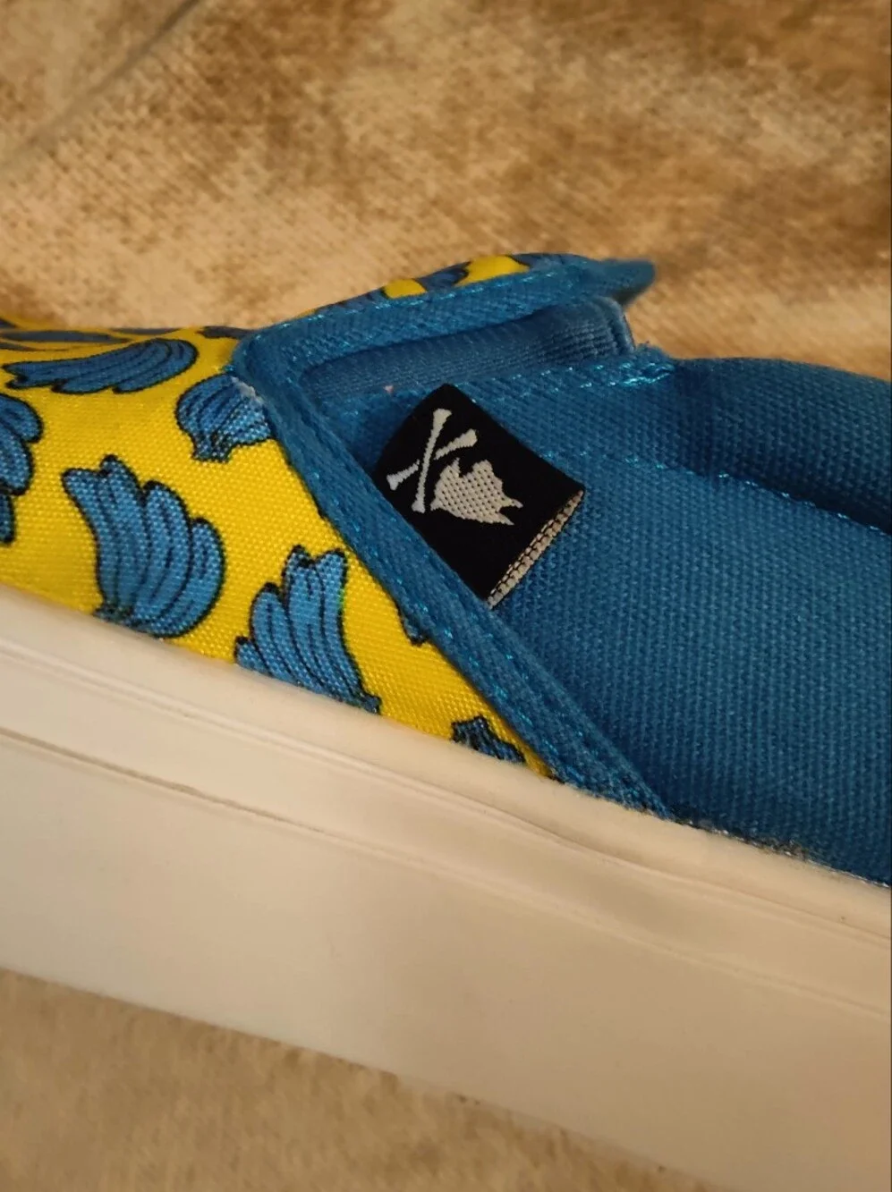 Nick Graham Shoes Slip-On Mens 8M Bobby Banana Blue Yellow